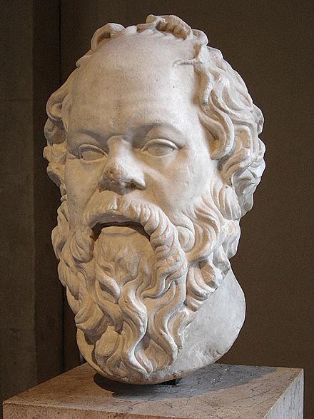 SOCRATES Sokrates(Socrates) MÖ 469 399 yılları arasında Atina da yaşamış, Antik Yunan Filozofudur. Yunan Felsefesi nin kurucularındandır. Heykeltıraş Sophroniskos'un ve ebe Fenarete'nin oğludur.
