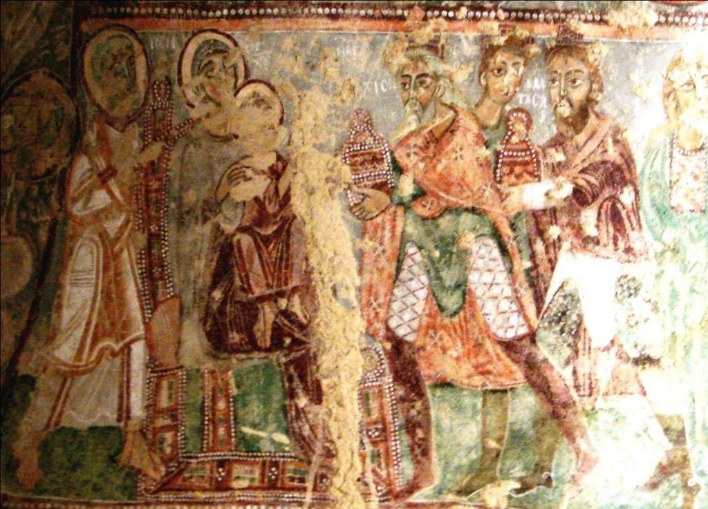 61 Resim No 22: Eski Tokalı Kilise Müneccim Kralların Tapınması Sahne Şeması: Sahnenin sol tarafında incilerle bezeli tahtta oturan Meryem ve kucağında çocuk İsa yer almaktadır.