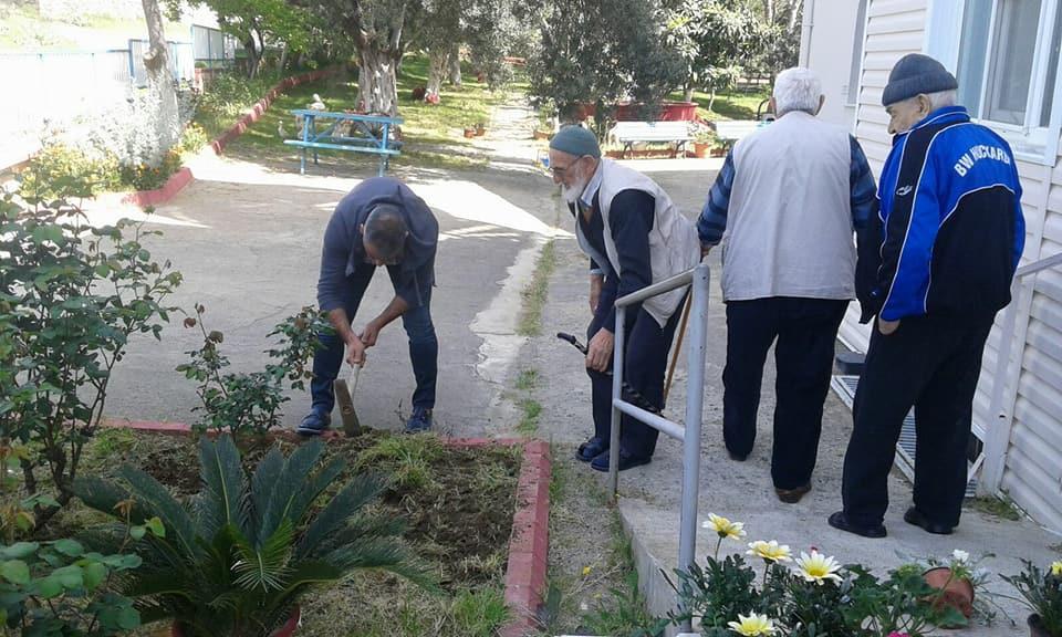 25. İlçemiz Kocaseyit mahallemizde alt ve üst yapı çalışmaları tüm hızıyla devam ediyor.