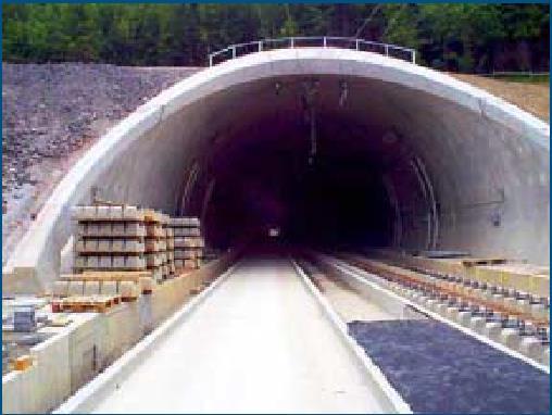 Bundan dolayı yükseltiliģ yollar daha yapılabilir olarak düģünülektedir. Bununla birlikte aç kapa araç tünellerinin uygulanabilir ve cazip olduğu durularda vardır.