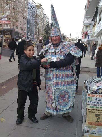 126 Etkinlik 5 (10 dakika) Sonrasında ne oldu? Grup çalışması olabilir. Öğrencilere fotoğraf gösterildikten sonra Neler olacak?