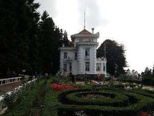 Atatürk Köşkü 1890 yılında Osmanlı vatandaşı Konstantin Kabayandis in yazlık konutu olarak inşa edilmiş.
