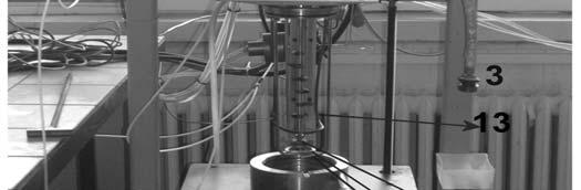 ısıtıcısı, 8-Reaktörün açma/kapama kolu, 9-Basınç transmitter i, 10-Karıştırıcı, 11- Gaz püskürtücüleri, 12-Örnek alma borusu, 13-Soğutma