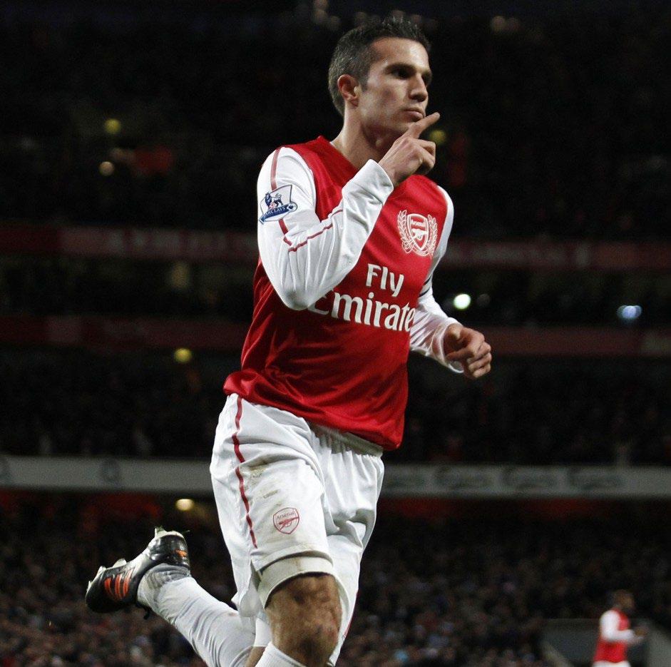 Arsenalle toplam 284 maça çıkan Pires, 84 gol atmayı başardı.