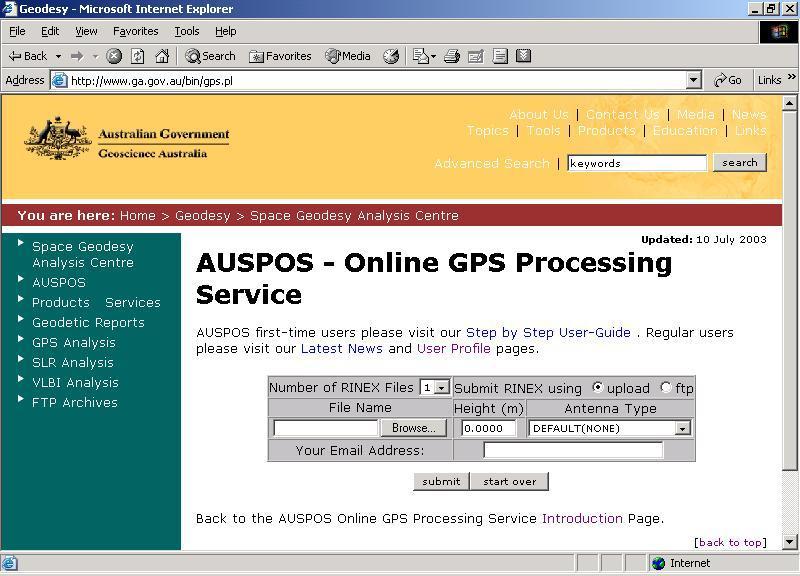 63 Şekil 5-2 AUSPOS Web sitesi arayüzü (URL-3, 2008) Sonuçların doğruluğu ; i-) GPS gözlem noktasının Uluslararası GPS Servisi (IGS) İstasyonları ile yakınlığına, ii-) IGS veri sağlayıcılardan alınan