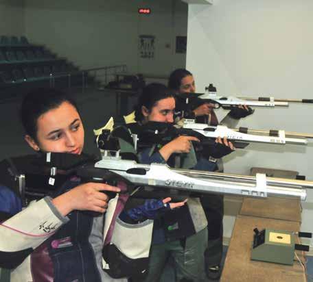 gelişimlerine katkıda bulunmak ve teğmen rütbesiyle pilot adayı da olan mezunların sporu bir