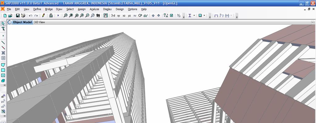 ETABS 2013 MODELLEME Tüm program özelliklerine kolayca ulaşabilmek için model gezgini Eğri kirişler, eğri döşeme kenarları ve eğri duvarlar Modele hızlı başlamak için 2D/3D şablonların seçimi Ara