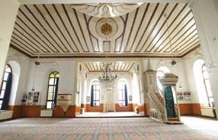 Eski Cami Zahire Nazırı Tekirdağlı Ahmet Ağa tarafından 1830 yılında yaptırılmıştır.