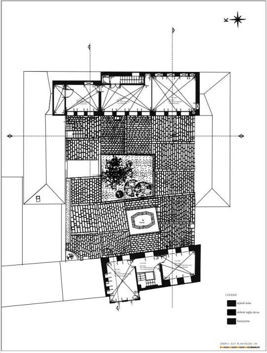 452 Türkân UZUN-Tuba İnci DAMAR ÇALIN ġekil 6. Üzeyir Bey Konağı 1. kat planı (Çalın, 2015). Konağın taģ merdivenlerle inilen iki adet bodrum katı bulunmaktadır.