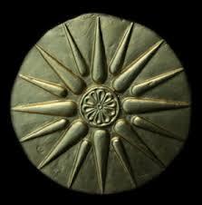 kavuşunca devleti antik bir geçmişle ilişkilendirmek için Vergina sembolünü devletin resmi amblemi olarak benimsemişlerdir.