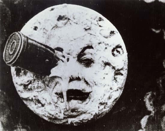 2 Resim 1: Melies in Ay a Yolculuk filminden bir kare Melies in öncülüğünden sonra yeni yönetmenlerin ortaya çıktığı görülmektedir.