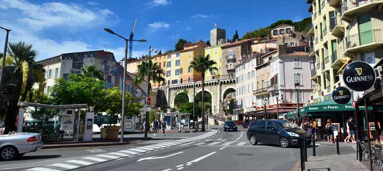Kent hakkında kısaca bahsedersek, Fransa nın güneyinde Akdeniz kıyısında yer alan Cannes, her yıl uluslararası Cannes Film Festivali nin yapıldığı turistik bir kent, ilk kurulduğunda balıkçı kasabası