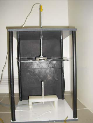 Elektrik Akımı Ölçümü Çalışmanın bu bölümünde metal bir çubuktan oluşan elektro lif çekim yöntemi ve osiloskop kullanılmıştır.