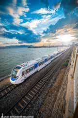 milyon yolcu taşıdı ve tüm zamanların rekorunu kırdı. Sefer sıklığını 3,5 dakikaya düşüren İzmir Metro, 2018 yılında 120 milyon yolcu rakamına ulaştı.