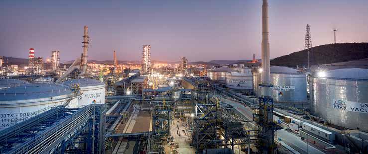 GENEL BİLGİLER SOCAR Türkiye SOCAR Türkiye nin yatırımlarına yön veren Rafineri-Petrokimya- Enerji-Lojistik-Dağıtım-İletim entegrasyonunun nihai hedefi, yatırımlar tamamlandığında, kümelenme modeli