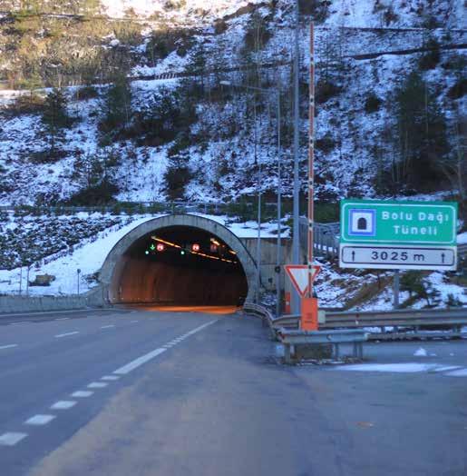 22 4. Uluslararası Karayolları Köprüler ve Tüneller İhtisas Fuarı 4 th International Roads, Bridges and Tunnels Fair / OCTOBER BAYRAK SPONSORLUĞU Fuar alanı içerisinde, organizatör firma tarafından