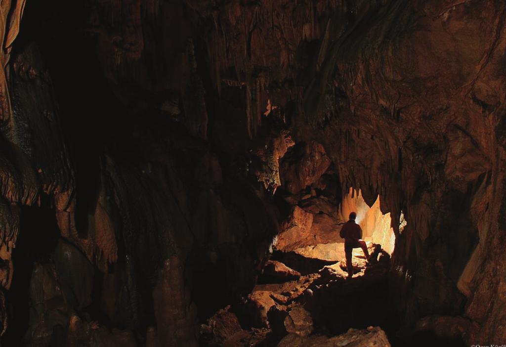 Mağara Araştırma ve Haritalama Yöntemleri Mağaralar, tarihin birçok döneminde zorlu hava koşullarından korunma alanları, su temin edebileceği alanlar, yiyeceklerin bozulmadan saklanabileceği alanlar