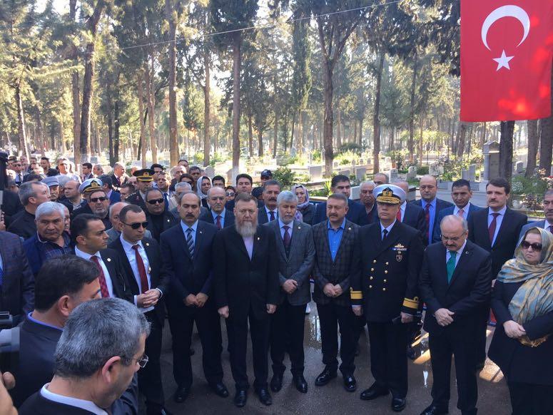 3. 18 Mart Çanakkale Deniz Zaferi ve Şehitleri Anma Günü sebebiyle Mersin Şehitliğini ziyaret etti. (18.03.2017) 4.