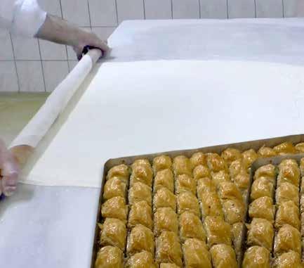 13UY0183-4 PASTACI SEVİYE 4 ULUSAL YETERLİLİĞİ BAKLAVACI YETERLİLİK BELGESİ BAKLAVACI YETERLİLİK BELGESİ Zorunlu yeterlilik birimleri ile birlikte adayın başvurabileceği alternatif seçeneklerden biri