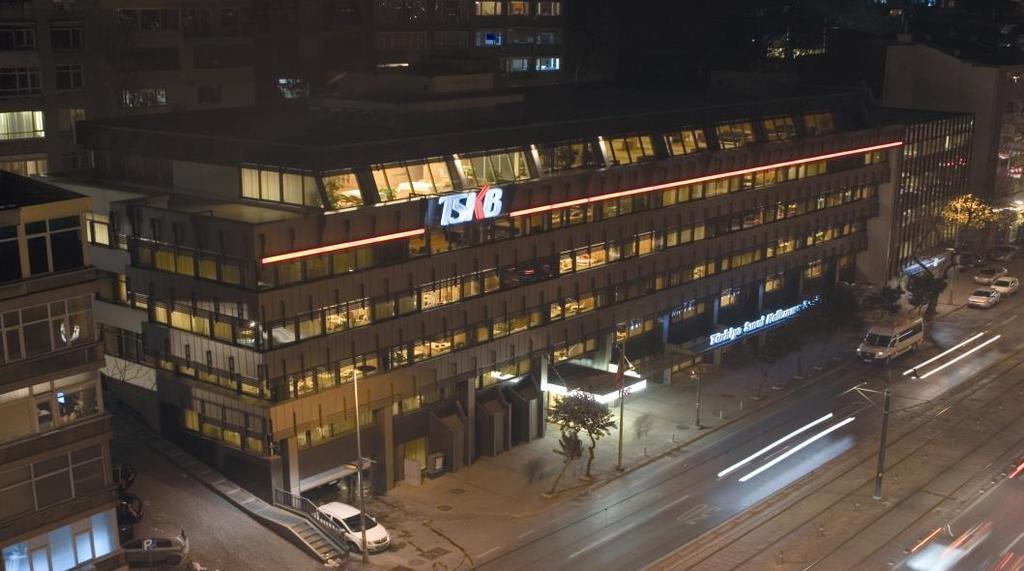 Fındıklı Ofis Binaları İstanbul Boğazı nın kıyı semtlerinden olan Fındıklı da, Meclisi Mebusan Caddesi üzerinde bulunan iki ofis binası 17,827 m² kiralanabilir alana sahiptir.