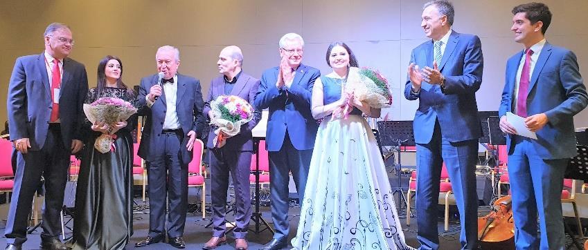Orkestrası ve Azerbaycan'ın Devlet Sanatçıları Günay İmamverdiyeva, Teymur Ahrahov, İlaha