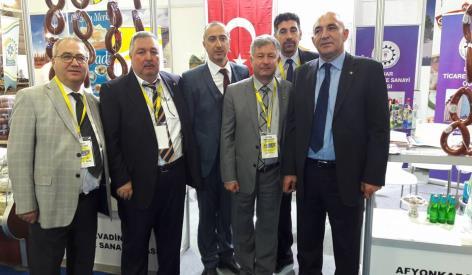Düzenlenen etkinliğe Dinar İlçe Kaymakamı Mustafa Şahin, Belediye Başkanı Saffet Acar, CHP İlçe Başkanı Ecz.