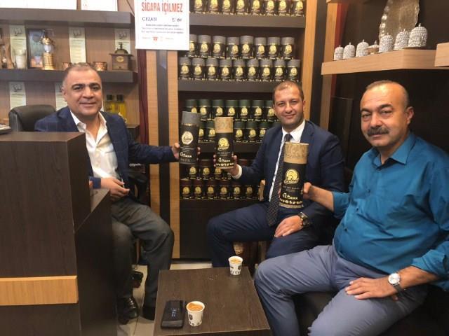 Yönetim Kurulu Başkanımız Mahsum ÖZMEN'den üye ziyareti Nusaybin in Markası Agitbey Kahvesi.