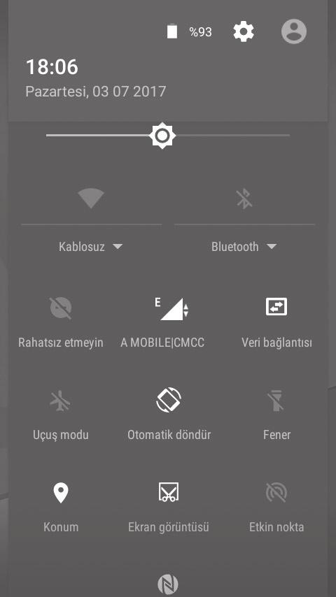 Uygulama sekmesi Tüm uygulamaları açmak için Bildirim paneli Bildirimler olduğunda, daha ayrıntılı bilgileri okumak üzere Bildirim panelini açmak için Durum çubuğuna ve aşağı sürükleyin.