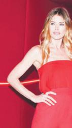 Párizsban, a L Oréal Red Obsession partin a divat