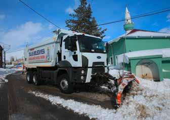 Açık ihale yöntemiyle 11 adet damperli kamyon ve 2 adet çöp kamyonu satın alınmıştır. Destek Hizmetleri Müdürlüğü tarafından 2016 yılı içerisinde, 4734 sayılı Kamu İhale Kanunu nun 22.