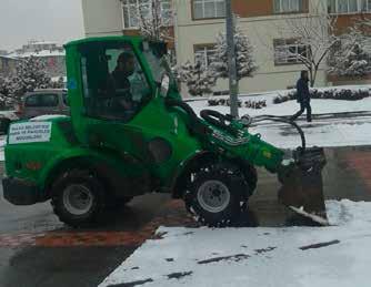 Talas Belediyesi Ana Hizmet Binasına ait kaloriferin yakılması, kombi-kazan tamiri ve bakımı, devreye alınması takip edilmektedir. Talas Belediyesi Ana Hizmet Binasının elektrik, su vb.