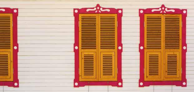 Ahşap paneller, cephe kaplamaları, ahşap panjurlar, ahşap kapı ve pencereler için kullanılır.