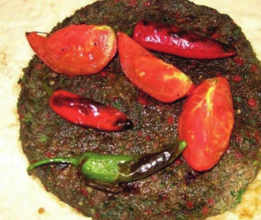 ekmek, mumbar, etli bamya aşlar, kâğıt kebabı, öcce, dolma ve sarmalar, Belen tavası, tuzda tavuk, Ş ehre turistik