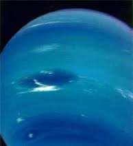 Voyager 2, Neptün ün Güneş ten aldığı enerjiden %170 daha fazlasını saldığını buldu.