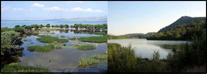 2.2.2. Eğirdir Gölü Isparta İli sınırları içinde yer alan Eğirdir Gölü (37 50'22"-38 16'31" Kuzey ve 30 44'10"-30 58'07" Batı), Göller bölgesinin en önemli göllerinden birisidir.