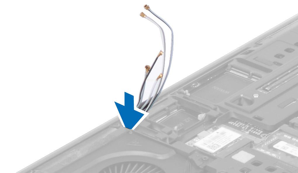 f. sabit sürücü g. avuç içi dayanağı 3. Anten kablolarını kablosuz kartlarından ayırın ve yönlendirme deliğinden aşağı doğru itin. 4.