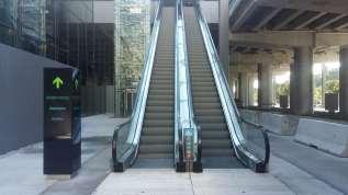 : 19 / 34 Terminal dışı yürüyen merdiven görseli Terminal içi yürüyen merdiven görseli