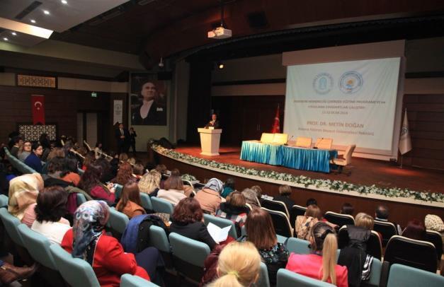 Rektör Yardımcımız Prof. Dr. M. Fatih Uşan'ın hazır bulunduğu ziyarette Sn. Prof. Dr. Mustafa Tümer Kıbrıs Sosyal Bilimler Üniversitesi'ni Sayın Rektörümüze tanıttı.