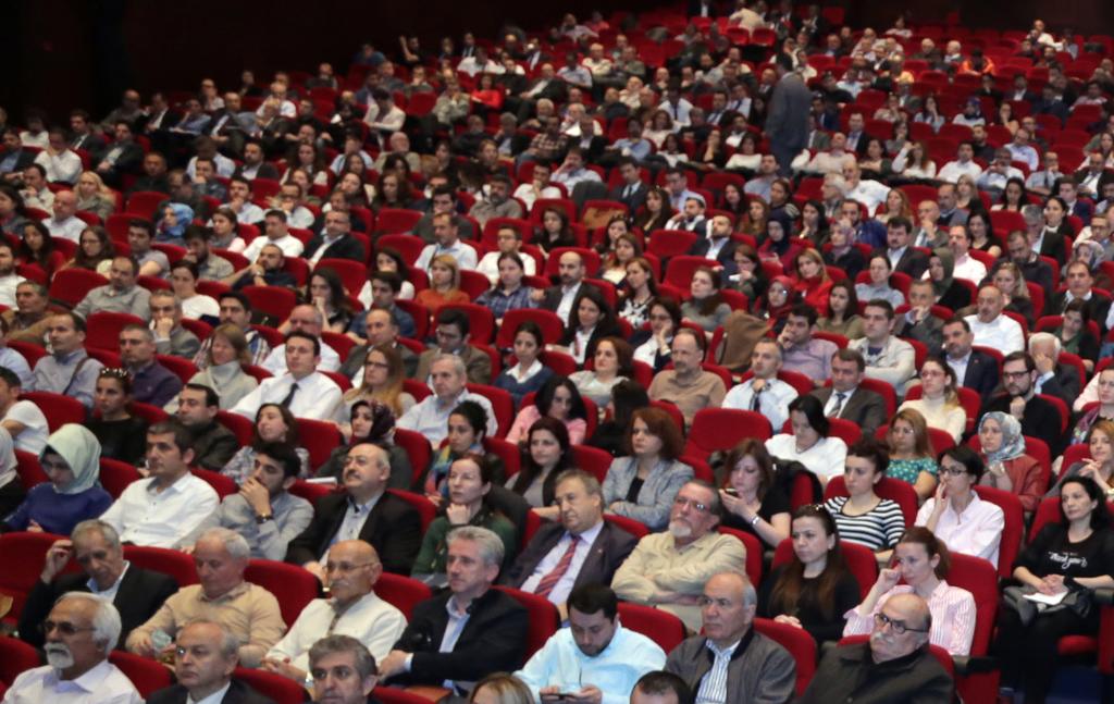 Elektronik Ticaret Uygulaması ve Vergilendirilmesi konusunda düzenlenen 1 seminere 864 meslek mensubu ve stajyerimiz katılmıştır.