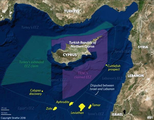 Total ve Eni nin; Zohr sahasının 5 km kuzeyinde yer alan ve yüzde 50 şer hisse sahibi oldukları 11 numaralı ruhsatta Temmuz 2017 de kazdıkları Onesiphoros West 1 kuyusunda (Su derinliği: 1698 m, Son