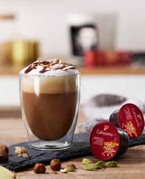 Baharatlı Fındıklı Cappuccino 1 kapsül Espresso Cinnamon & Winter Spices 1-2 çay kaşığı fındık kreması 1 tutam öğütülmüş kakule 1 tutam öğütülmüş zencefil 100-120 ml süt Süslemek için: çekilmiş