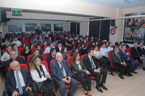 Kadıköy Göztepe Mesleki ve Teknik Anadolu Lisesi Öğrenciler tarafından ilgiyle