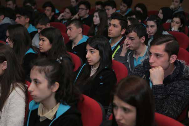 Hacı İsmail Gündoğlu Çok Programlı Anadolu Lisesi Öğrenciler tarafından ilgiyle ve