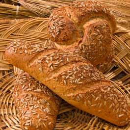 2-Fermantasyon : Yaklaşık 20-30 dakika Fırın Sıcaklığı : 220 C de ekmek fırına verilir ve sıcaklık yavaş yavaş düşürülür.