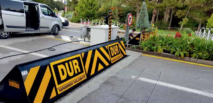 TİP ROAD BLOCKER MODEL NSRB2000 NSRB3000 NSRB4000 NSRB5000 NSRB6000 UZUNLUK (A) 2 MT 3 MT 4 MT 5 MT 6 MT UZUNLUK (B) YÜKSEKLİK = 95 CM UZUNLUK (C) YÜKSEKLİK = 130 CM HAREKETLİ KISIM ÜST SAC 10 MM ÖN