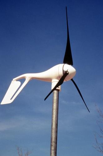 RÜZGAR Temiz Bedava Enerji arzını çeşitlendirir Modülerdir ve çabuk kurulur İthalat bağımlılığı yok Yakıt fiyatı riski yok Karbon emisyonu yok Uygulama esnekliği büyük ölçekli ticari santraller veya