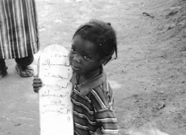 Gine de E itim 117 1. Gine halk n n çocuklar ve yetiflkin okuryazar olmayan nüfusu için ne yapmak istedi ini ö renmek üzere ulusal bir anket yap lmas 1.
