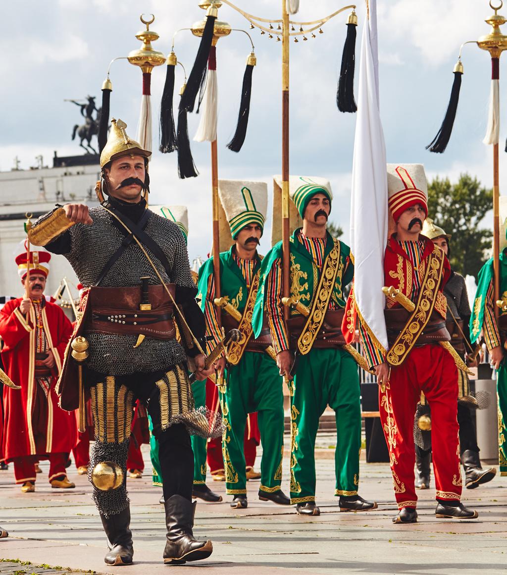 03 HAZİRAN PAZARTESİ Kapanış Hacivat Karagöz Tiyatro