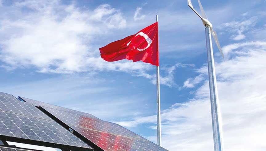 ASELSAN, farklı yenilenebilir enerji kaynaklarından elektrik üreten bileşenlerin enerji depolama üniteleri ve dizel jeneratörle birlikte kullanıldığı konteynere entegre edilmiş taşınabilir hibrit