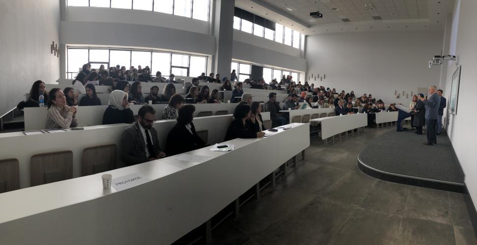 Açılış konuşmalarını Üniversite Rektörü Prof. Dr. Sabahattin Aydın, TTO Direktörü Dr. Öğr.